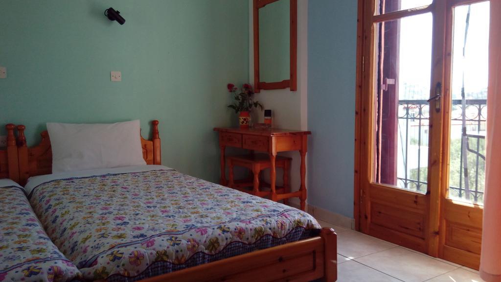 Anessis Cosmos Aparthotel Ánaxosz Kültér fotó