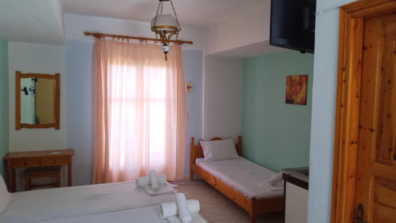 Anessis Cosmos Aparthotel Ánaxosz Kültér fotó
